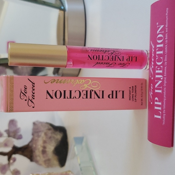 NIB Too Faced Lip Injection Extreme Instant & Long Term Lip Plumper FS - Picture 3 of 8